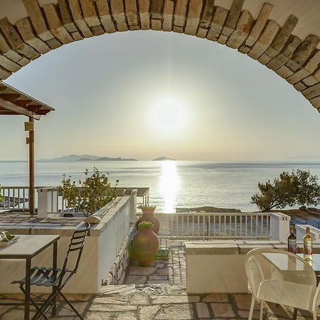 Agerino Apartment Moutsoúna Екстериор снимка